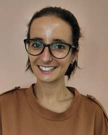 Enf. Cláudia Alves Enf. Cláudia Alves